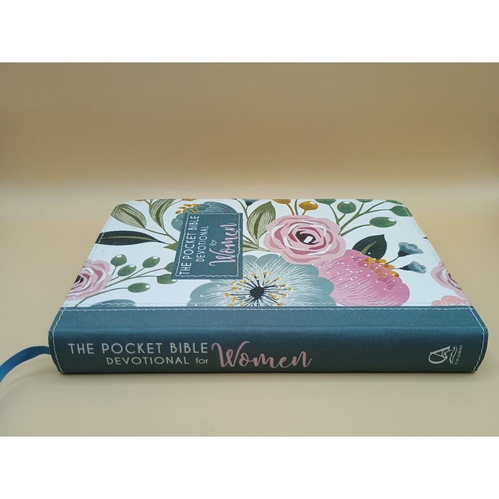 The Pocket Bible Devotional For Women - 366 Daily Devotional Read - Picture 4 of 9